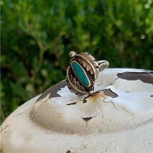 Beautiful Turquoise and Feathers Ring